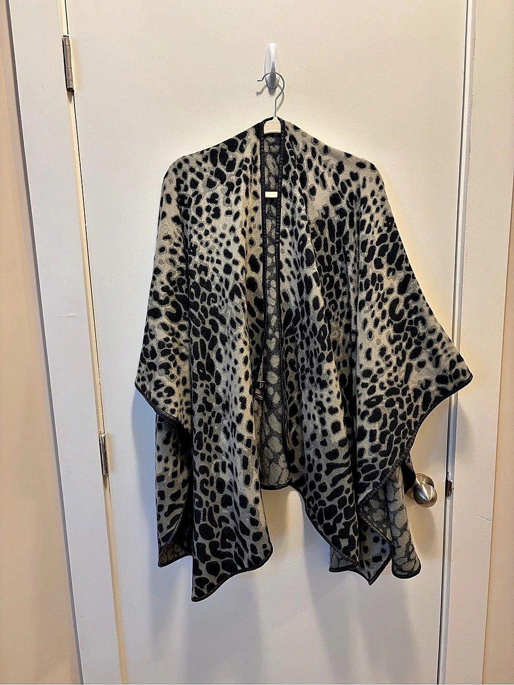 Ann Taylor Animal Print Draped Cape One Size